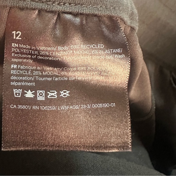 Lululemon Ribbed Softstreme High-Rise Pants. - Picture 6 of 6